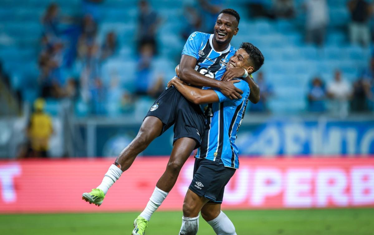 GREMIO VENCE NA ESTREIA DO BRASILEIRÃO