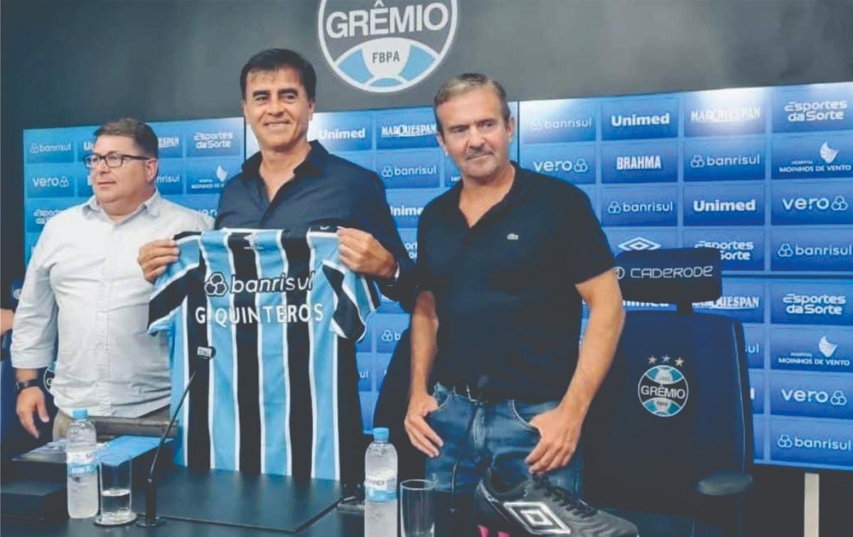 QUINTEROS É APRESENTADO E FAZ PRIMEIRA COLETIVA